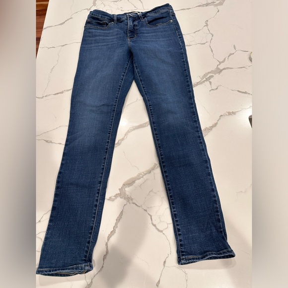 🌸Levi’s 311 Shaping Skinny Women’s Size 30🌸 - Picture 4 of 9
